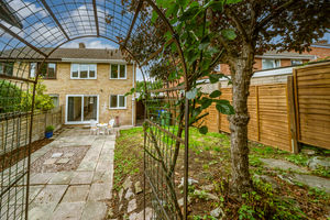 REAR GARDEN- click for photo gallery